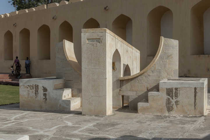 36 - India - Jaipur - observatorio Jantar Mantar - geminis